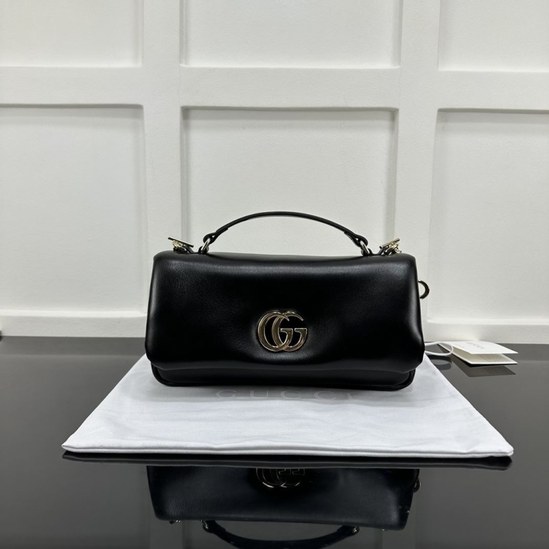 G*u*i top handle bags